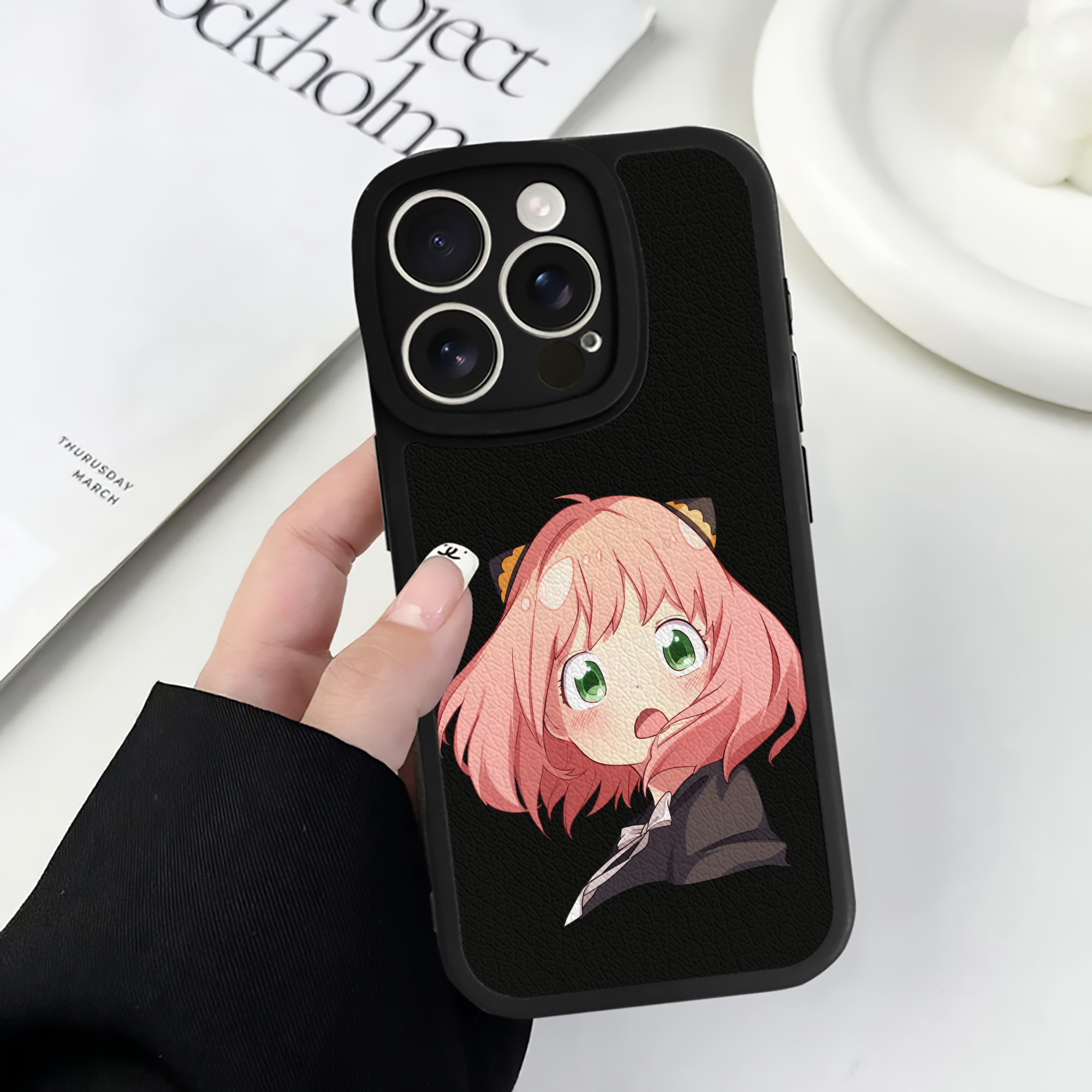 （画像用） SPY×FAMILY间谍家家酒 【iPhone 16シリーズ対応】シリコンスマホケース（レザー調） 材質：シリコン